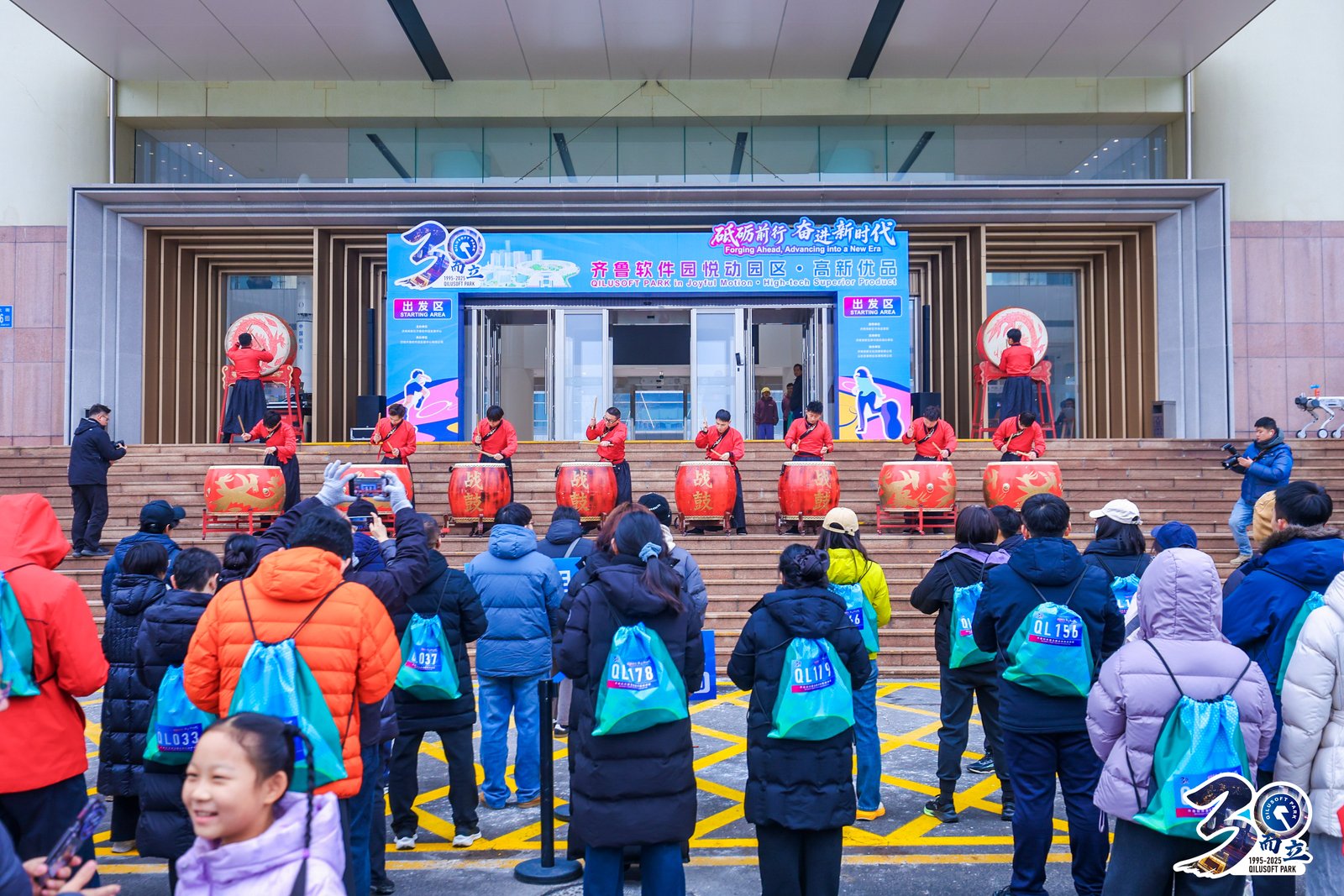 2_1600_3000_gif (1).jpg